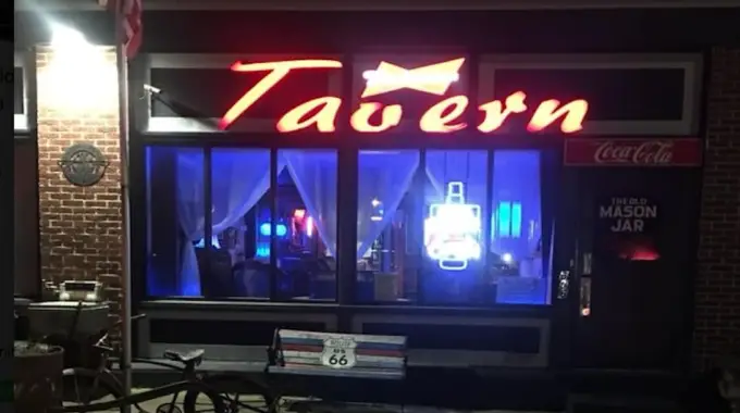 The Old Mason Jar Tavern – Fairborn, OH